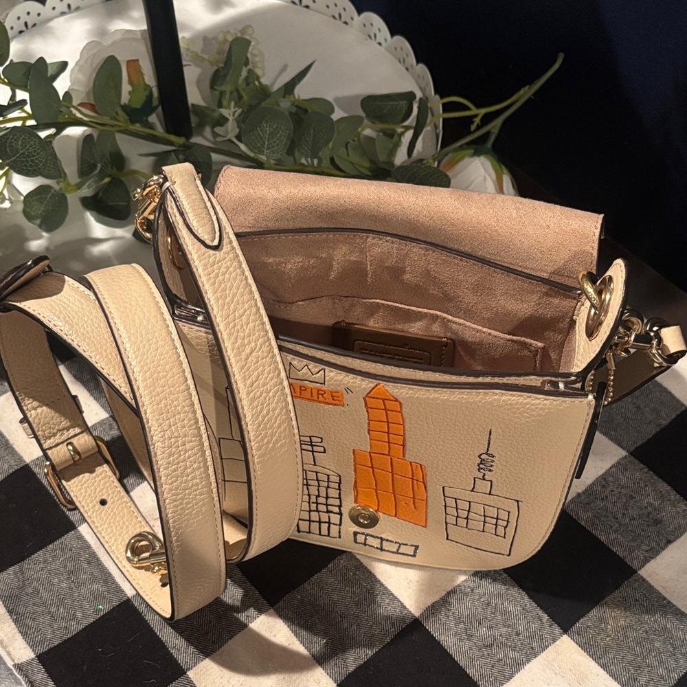 Coach X Jean-Michel Basquiat Kleo Shoulder Bag 17 limited edition - Picture 10 of 11